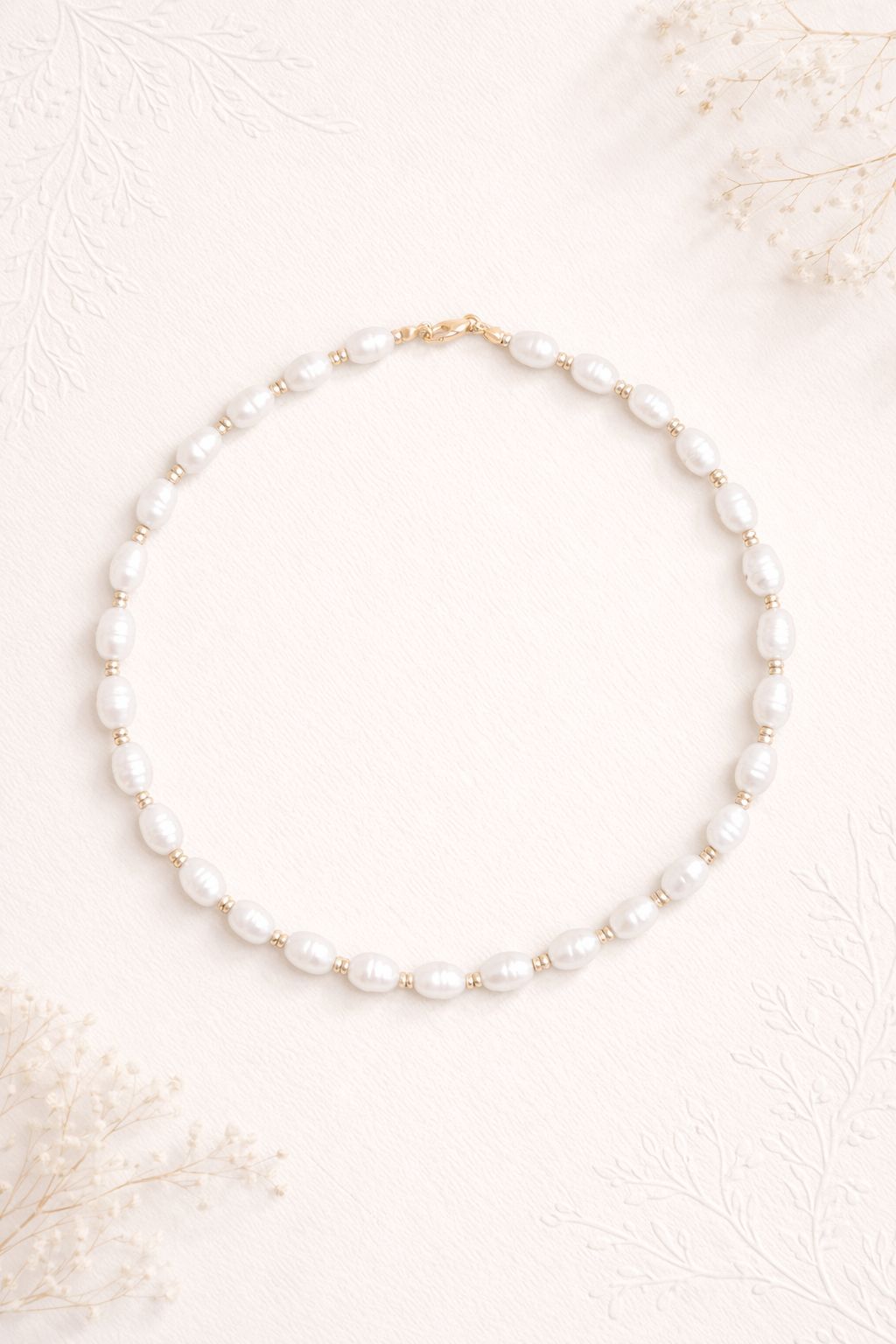 שרשרת פנינים בציפוי זהב